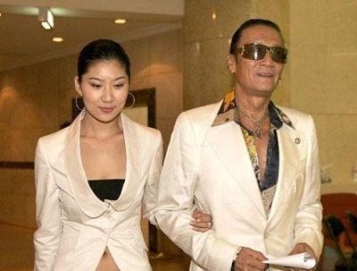 娱乐圈老男人吃瓜,揭秘不为人知的幕后故事  第1张